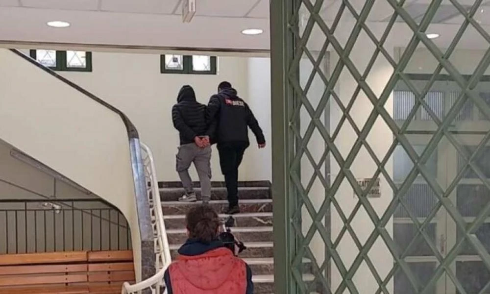 Ελεύθερος ο 27χρονος που κατηγορείται ότι διέκοψε βίαια την κύηση της 19χρονης στην Ζάκυνθο
